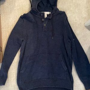 H and M sweatshirt